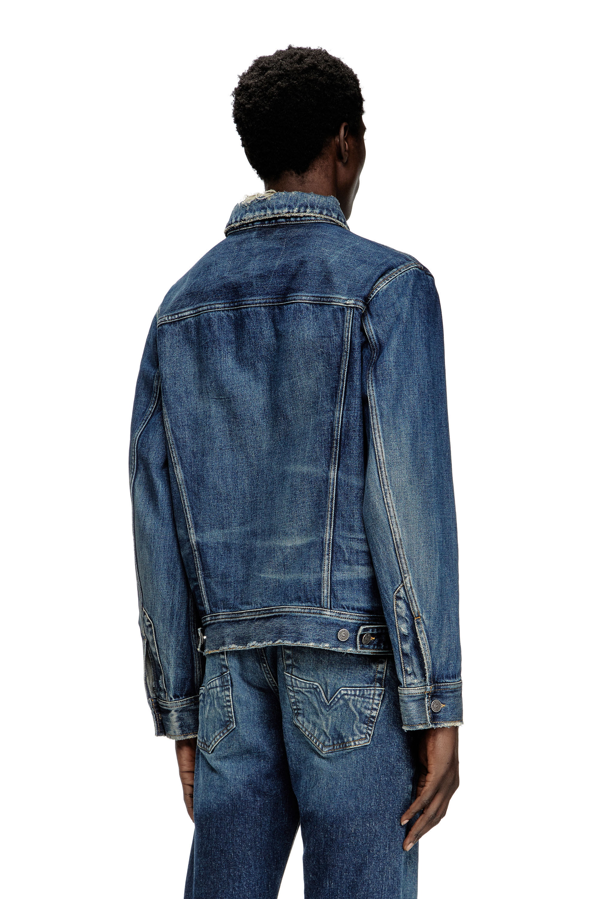 Diesel - D-BARCY, Chaqueta trucker de fit regular Hombre in Azul marino - 5