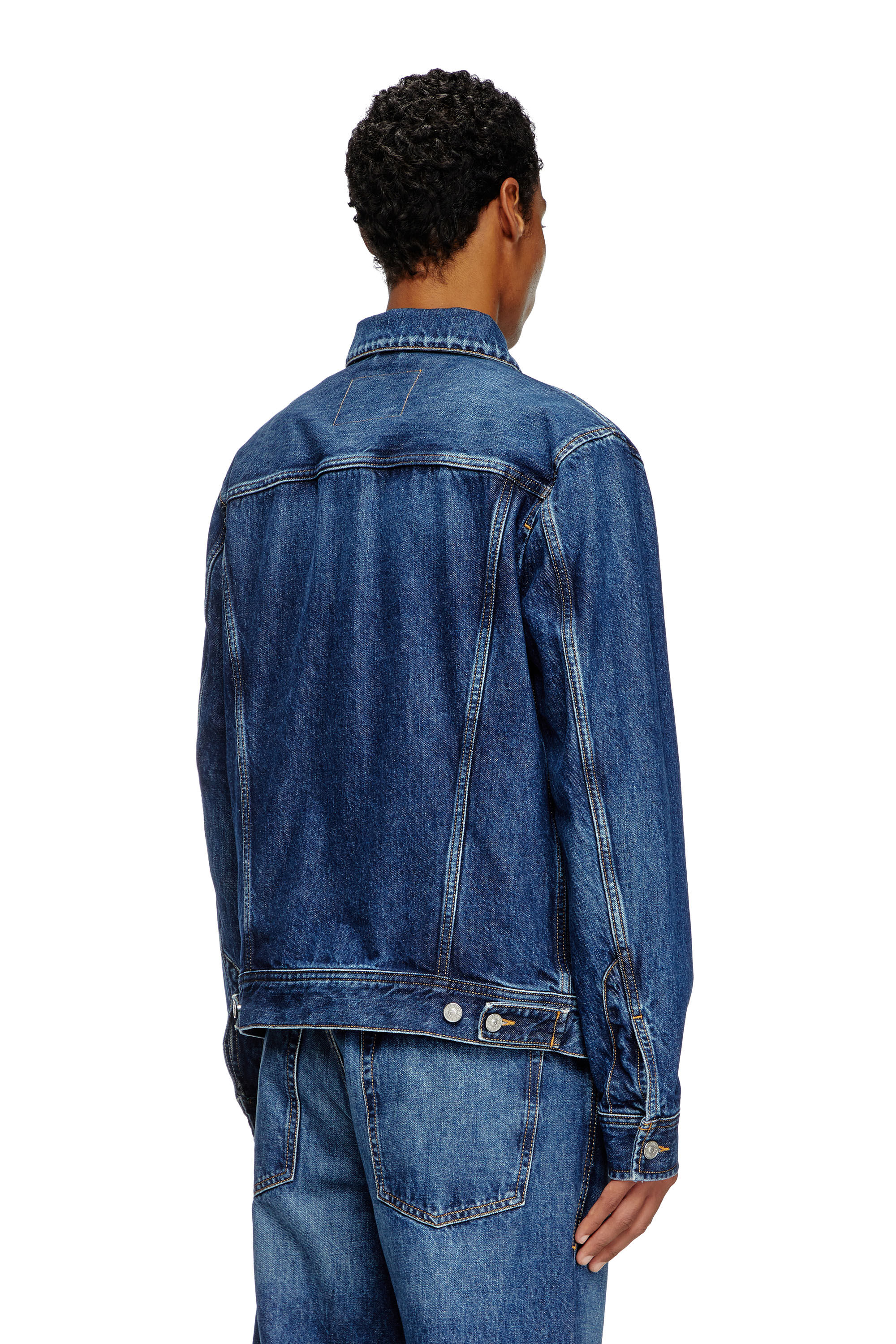 Diesel - D-BARCY, Chaqueta trucker de fit regular Hombre in Azul marino - 5
