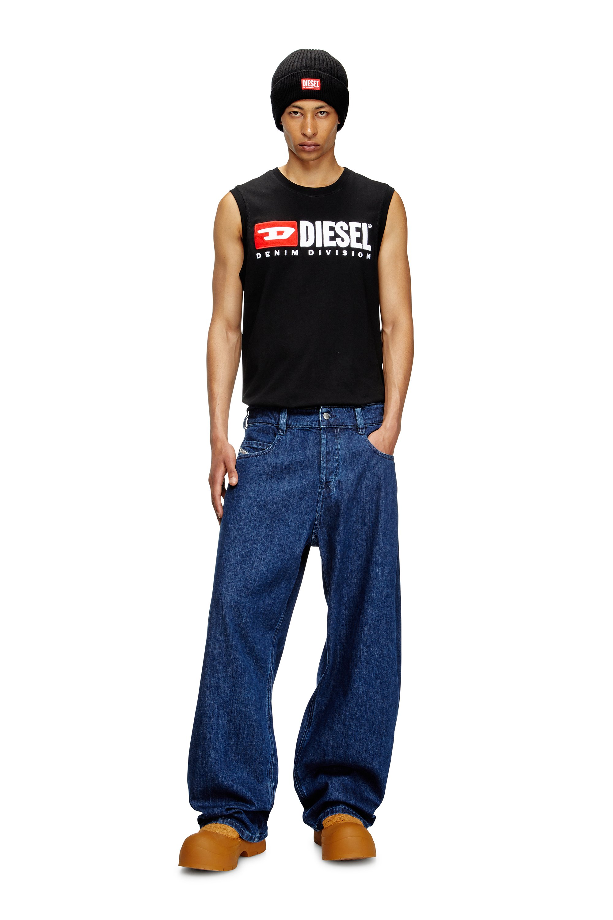 Diesel - Relaxed Jeans 1997 D-Enim-M 0DBDX Unisex, Azul Oscuro - 2