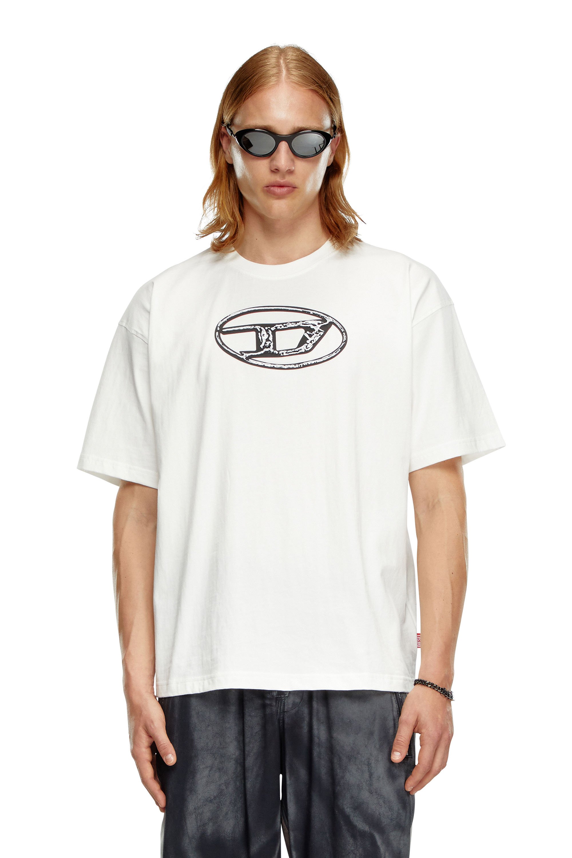 Diesel - T-BOXT-Q22, Man's Faded T-shirt with Oval D print in White - 1