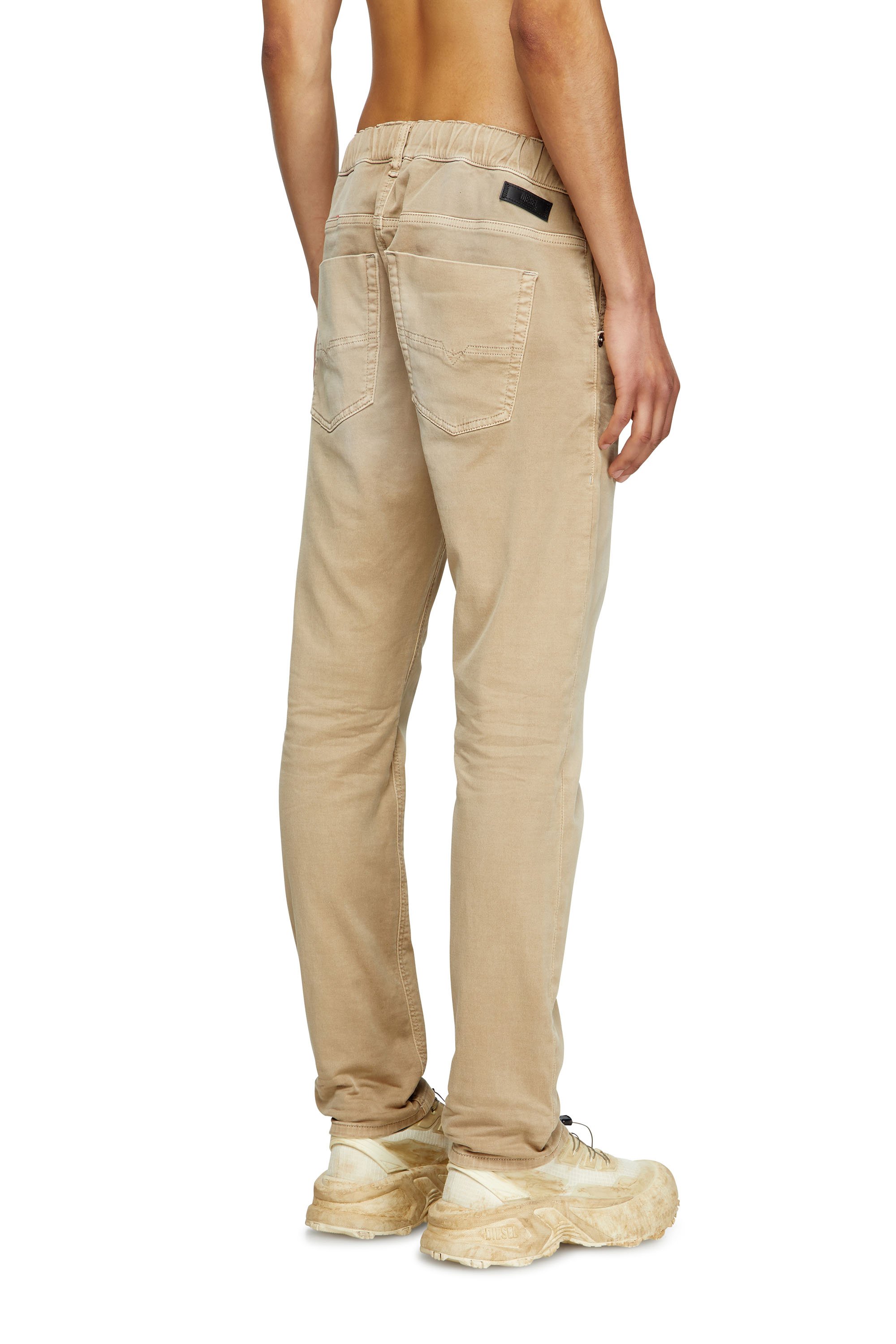 Diesel - Regular 2030 D-Krooley Joggjeans® 0670M Hombre, Beige - 4